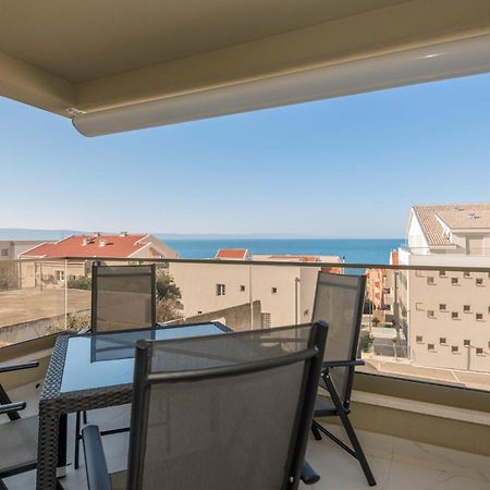 Stunning Apartment In Tucepi With Kitchen Tučepi Exterior foto